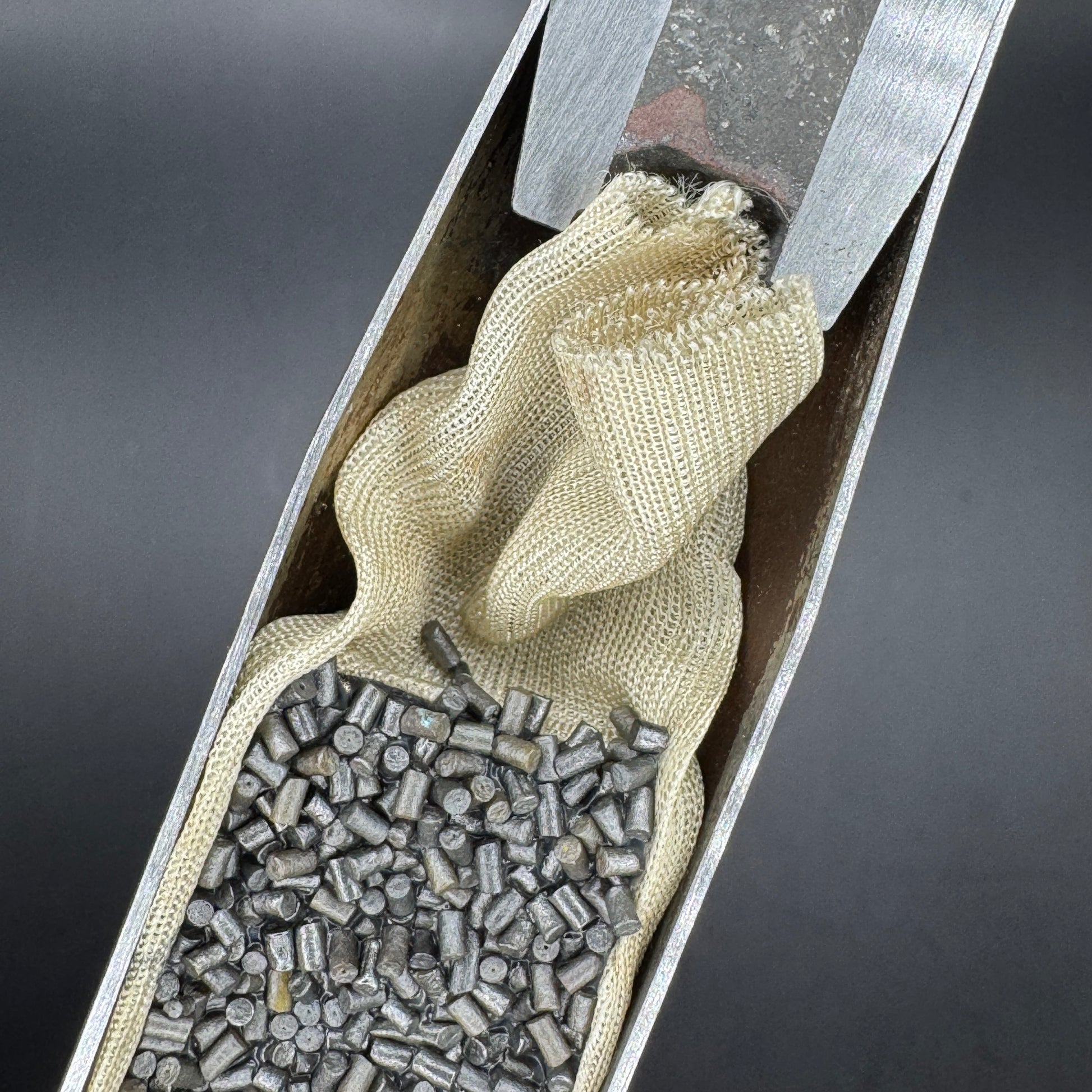 WW2 original artifact – 20mm FLAK High-Explosive Round with Dissected Tracer – interior page