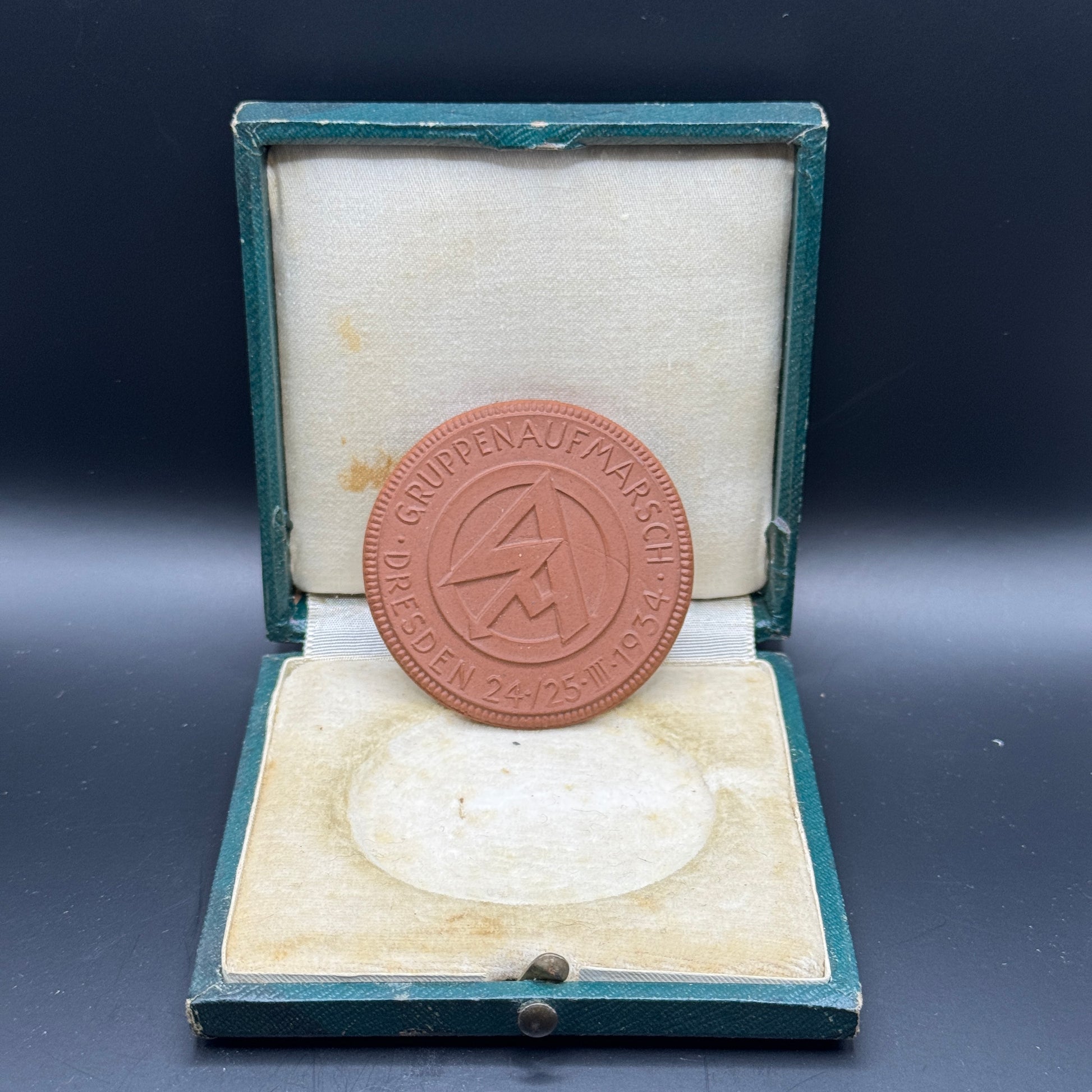 WW2 original artifact – SA Gruppenaufmarsch Dresden 1934 tablemedal – AxisArtifacts