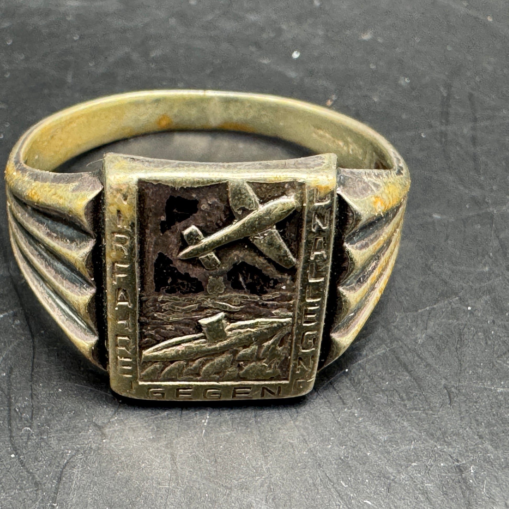 WW2 original artifact – Ring Wir Fahren Gegen Engelland – AxisArtifacts