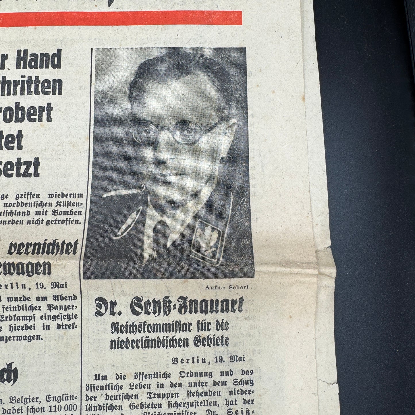 WW2 original artifact – RARE: Völkischer Beobachter May 20 1940 – interior detail