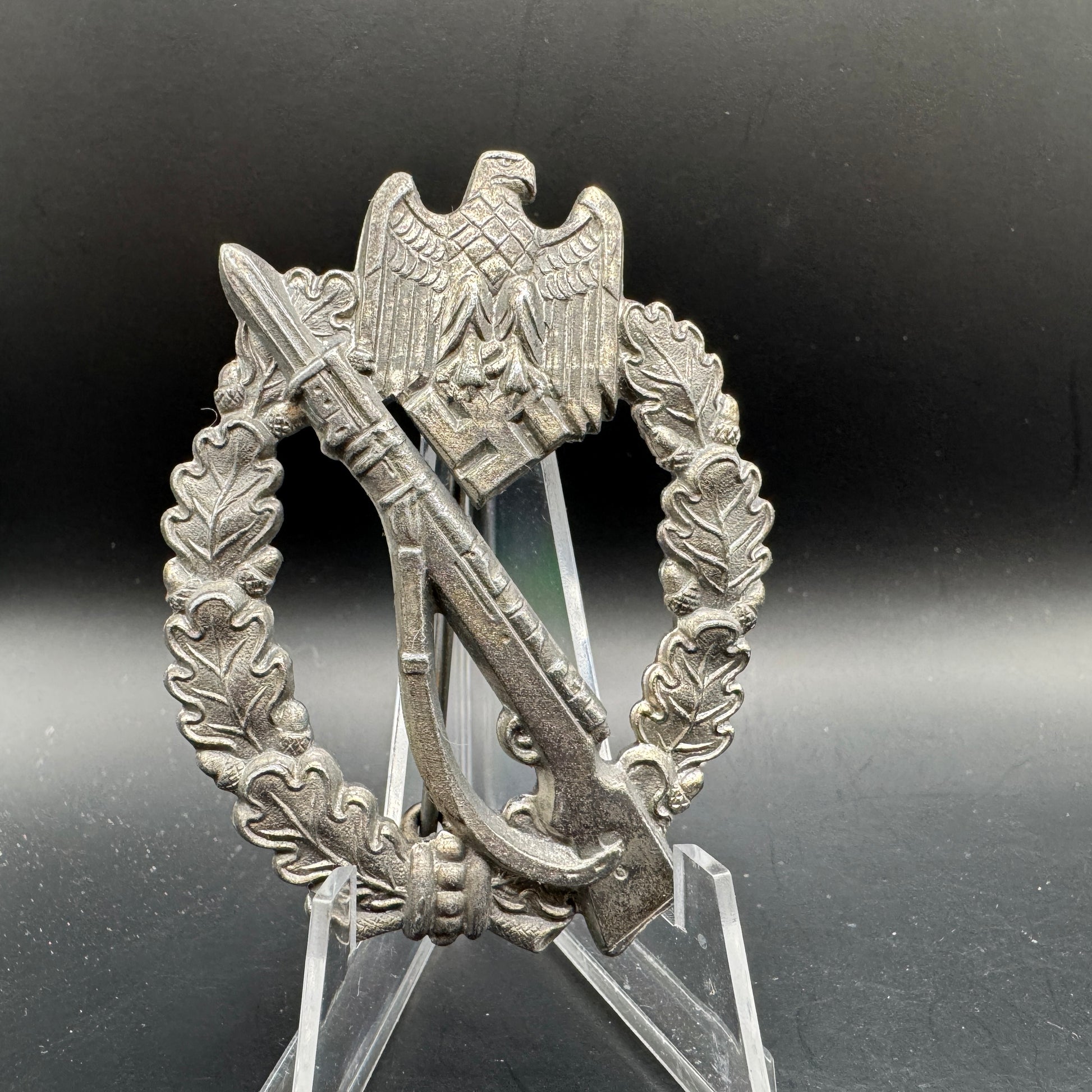 WW2 original artifact – Infanterie Sturmabzeichen (ISA) Sohni, Heubach & Co – AxisArtifacts