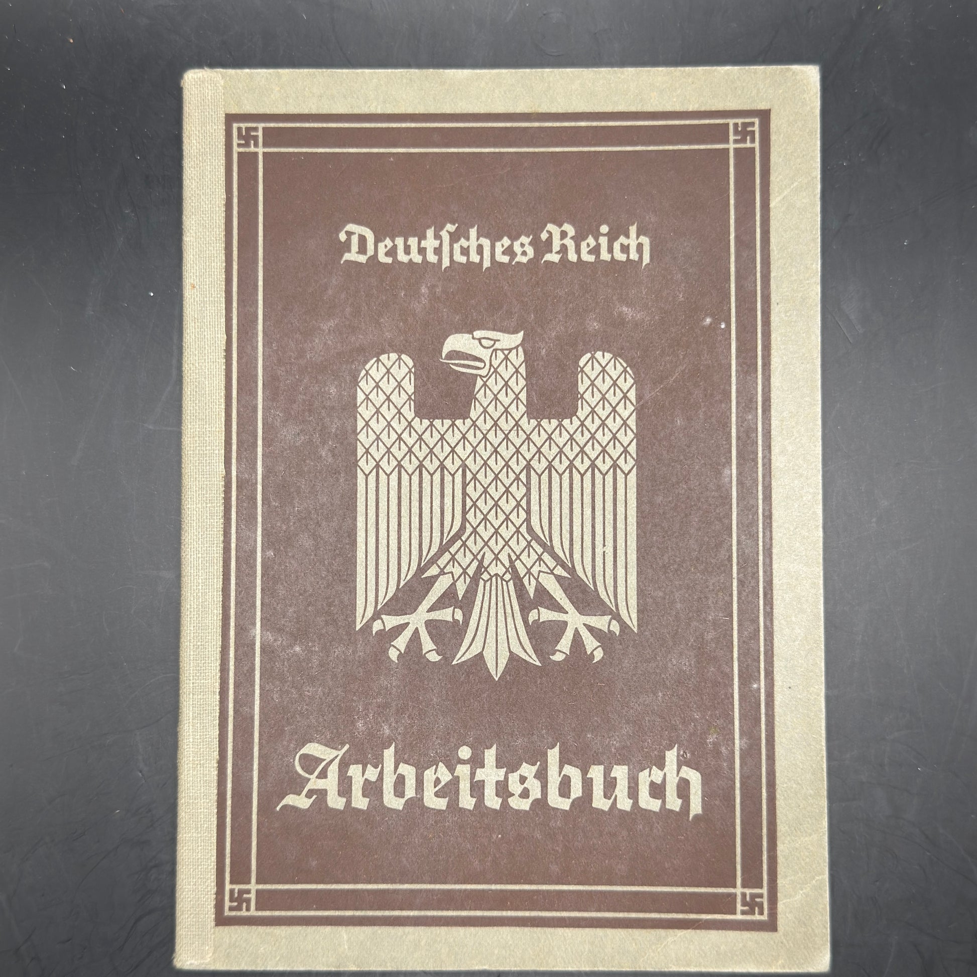 WW2 original artifact – Complete set Ahnenpass, Arbeitsbuch, Gesundheitspass, Arbeitsfront from 1 person – interior page