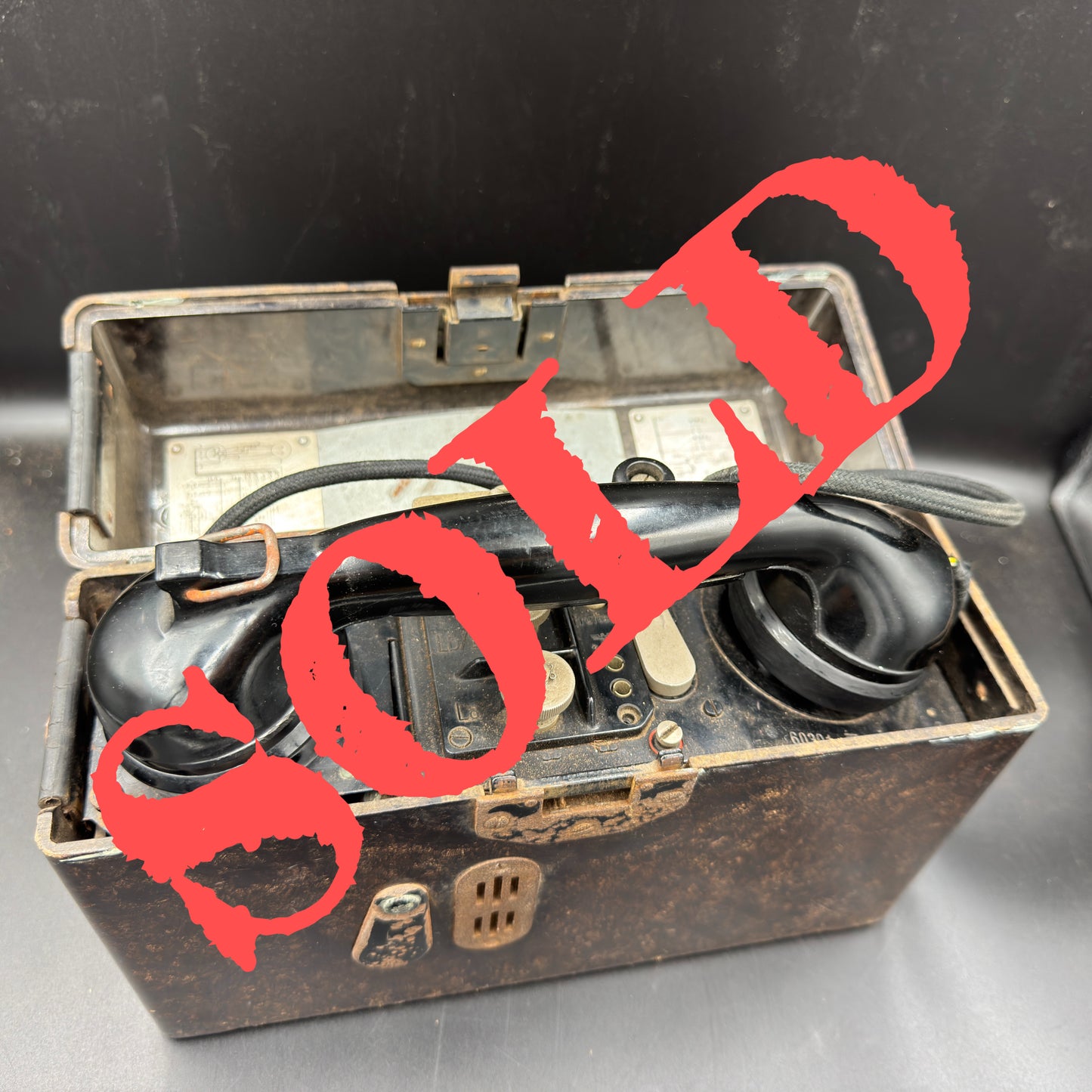 WW2 original artifact – Working German Field Telephone (FF33) 1941 – AxisArtifacts
