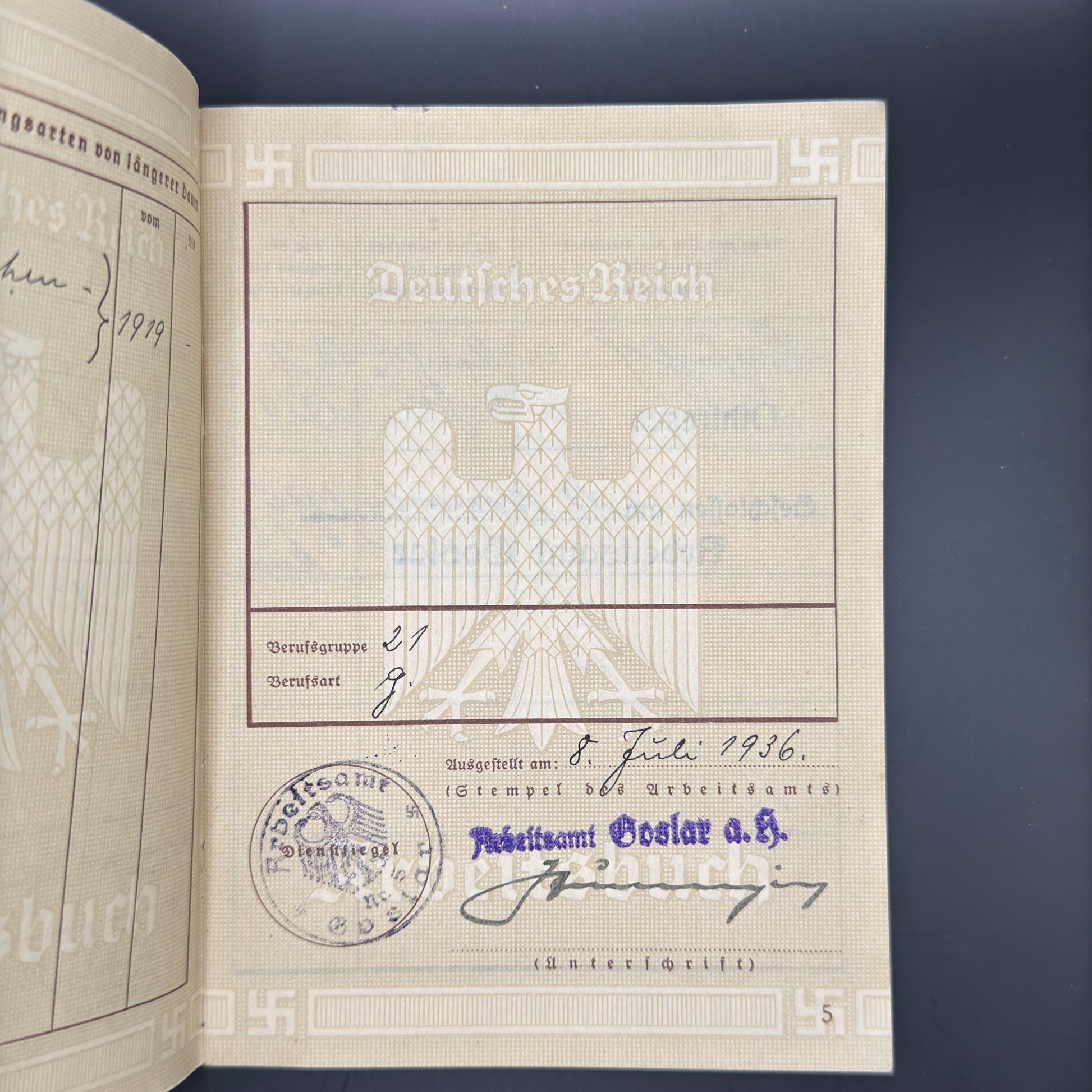 WW2 original artifact – Arbeitsbuch Waiter from Goslar – interior page