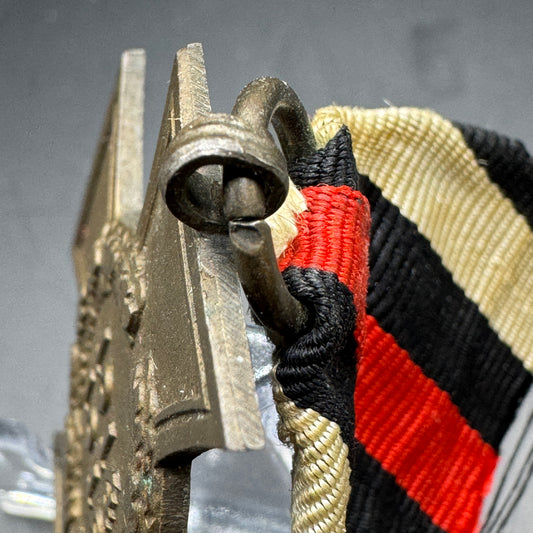 WW2 original artifact – WW1 Honour Cross – interior detail