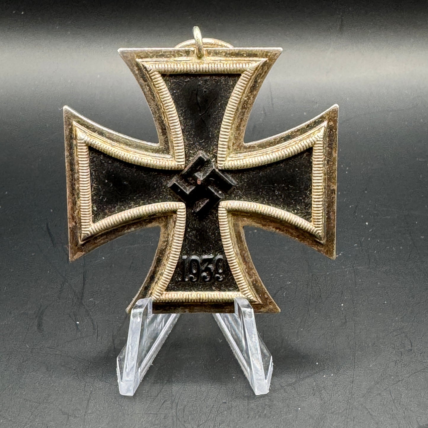 WW2 original artifact – Eiserne Kreuz 2 76 Ernst L. Müller – AxisArtifacts