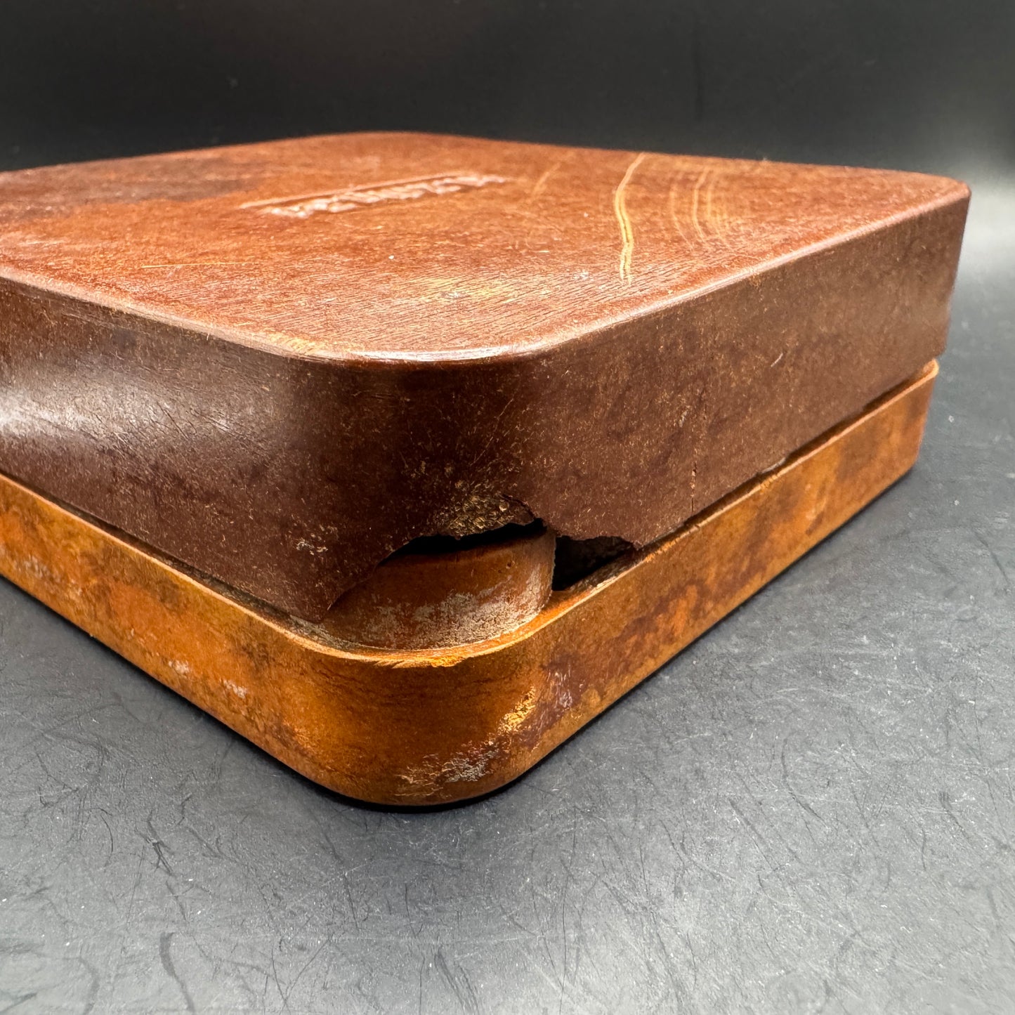 WW2 original artifact – German 'kl.Zdlg.34' Bakelite Fuse Storage Container – interior page