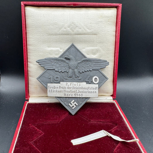 WW2 original artifact – Großer Preis der Reichshauptstadt im Eiskunstlaufen für Juniorinnen, March 1940 – AxisArtifacts