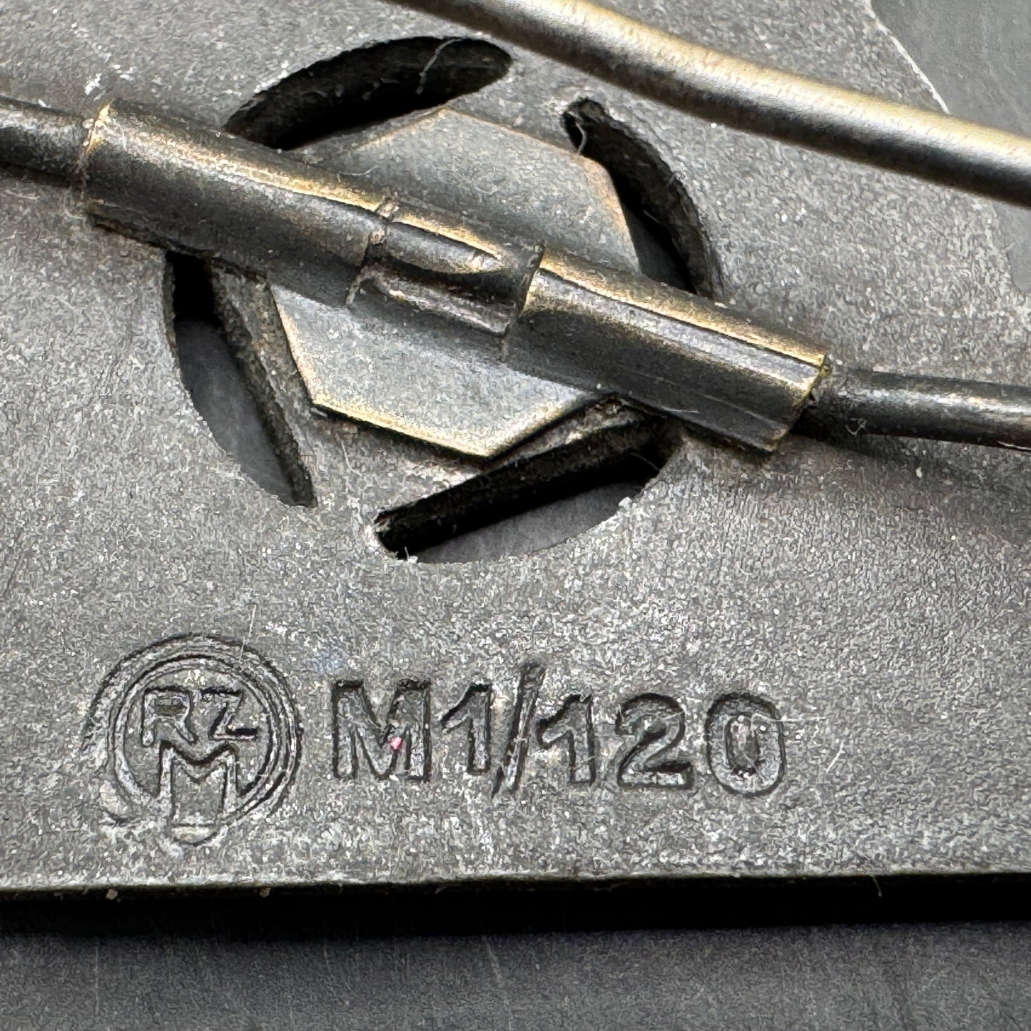 WW2 original artifact – Deutsches Jungvolk (DJ)-Leistungsabzeichen in Silver M1/120 – interior title page