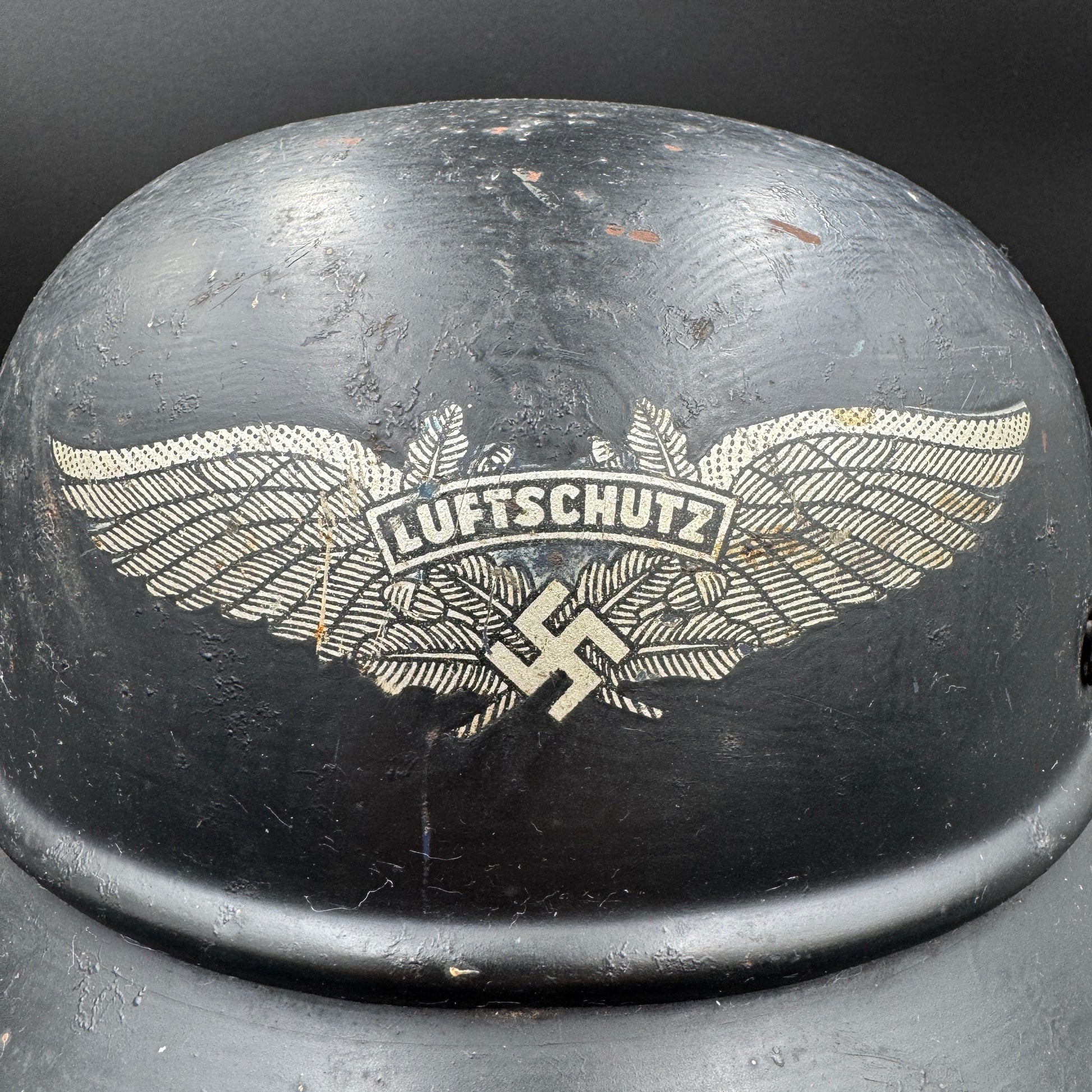 WW2 original artifact – Luftschutzhelmet – interior detail