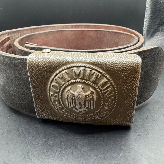 WW2 original artifact – Aluminium Heer buckle (green) with matching brown belt 115cm – AxisArtifacts