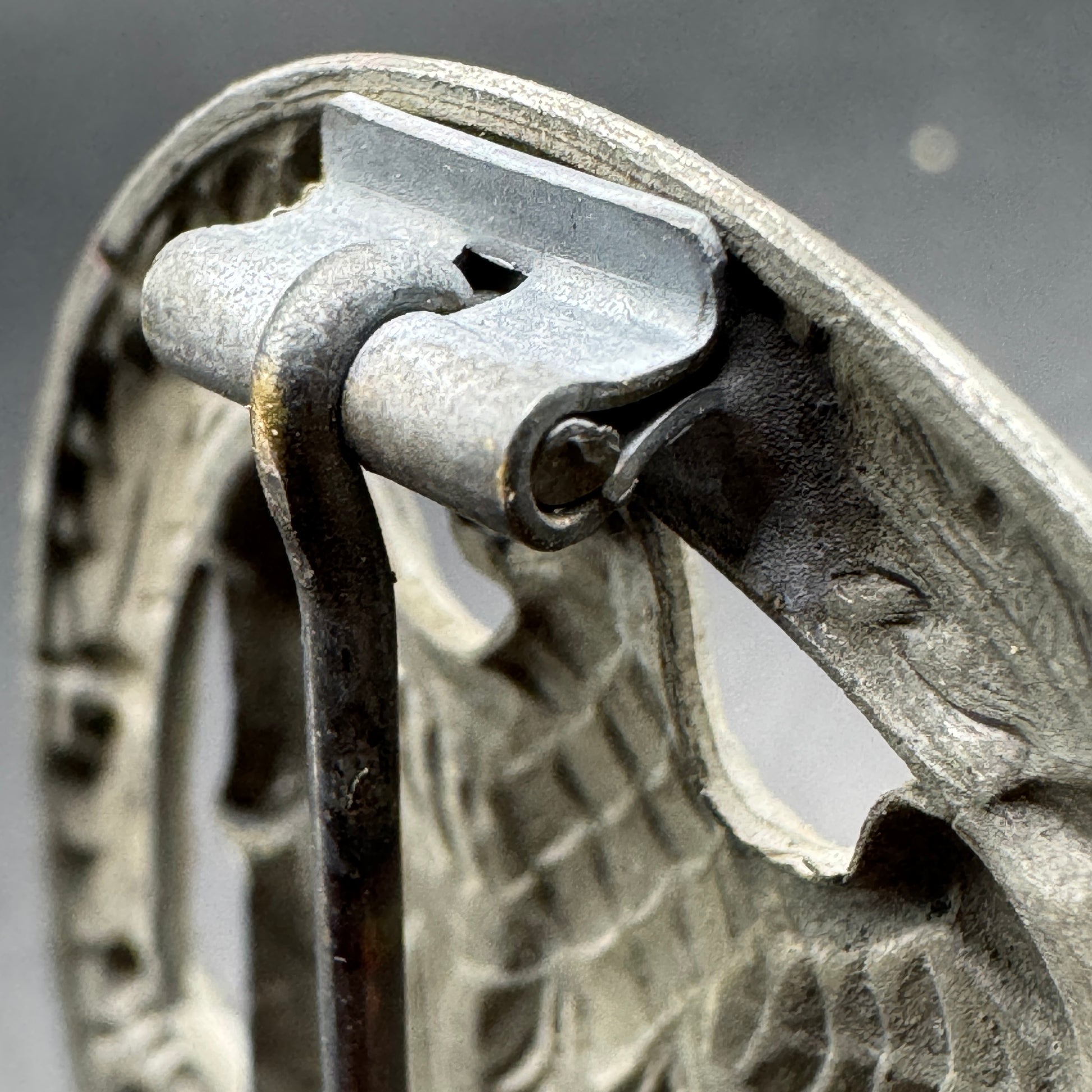 WW2 original artifact – GENERAL ASSAULT BADGE HOLLOW OTTO SCHICKLE – interior page