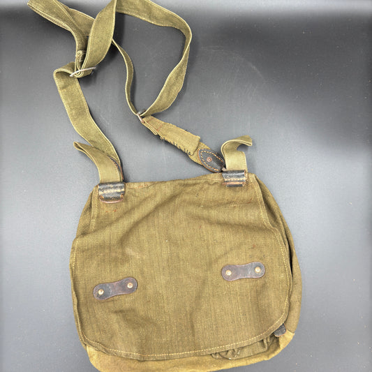 WW2 original artifact – Brotbeutel Modell 1944 – AxisArtifacts