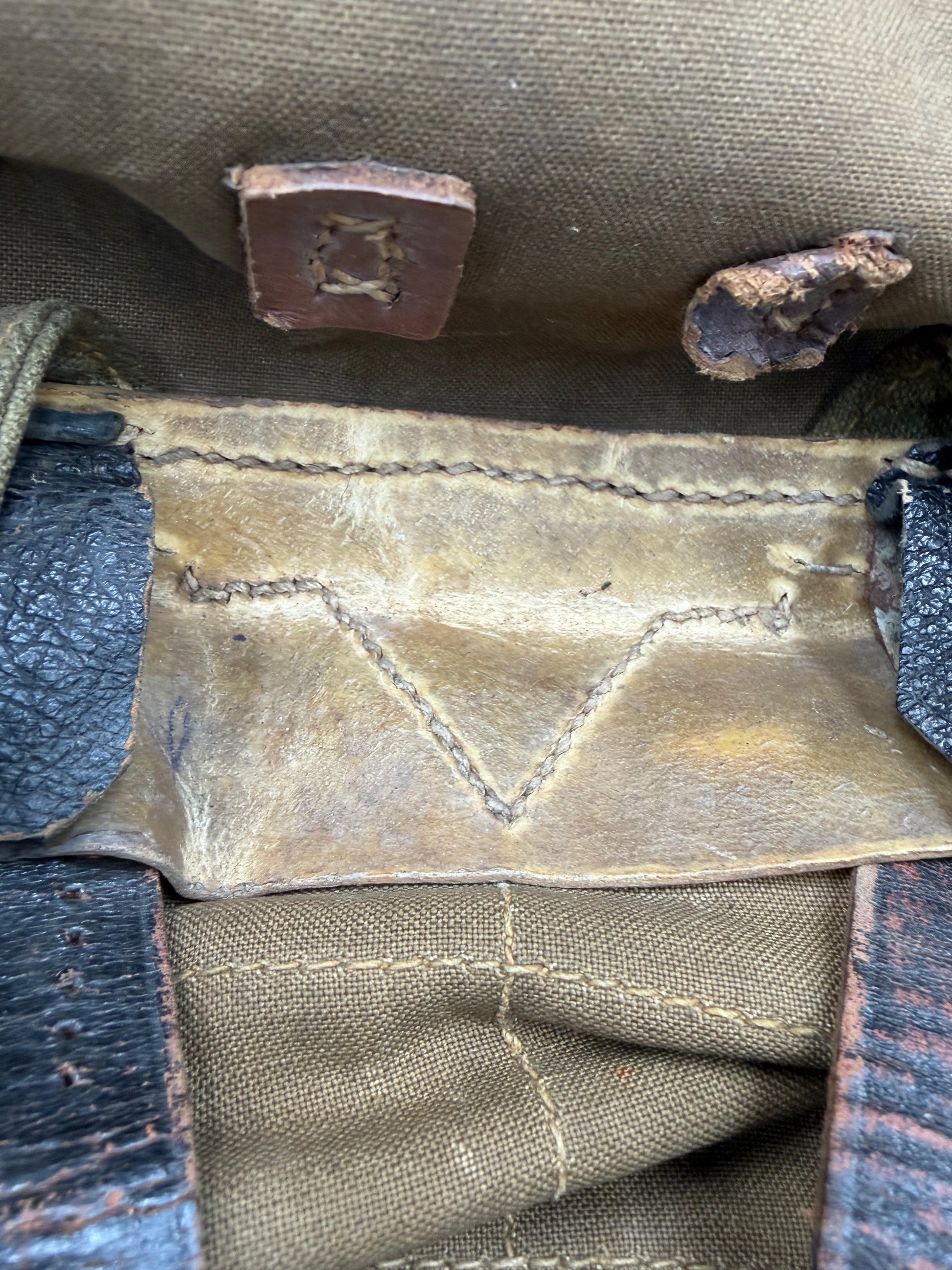 WW2 original artifact – Wehrmacht Tornister (Affe) 1942 Kimnach u Brunn – interior page