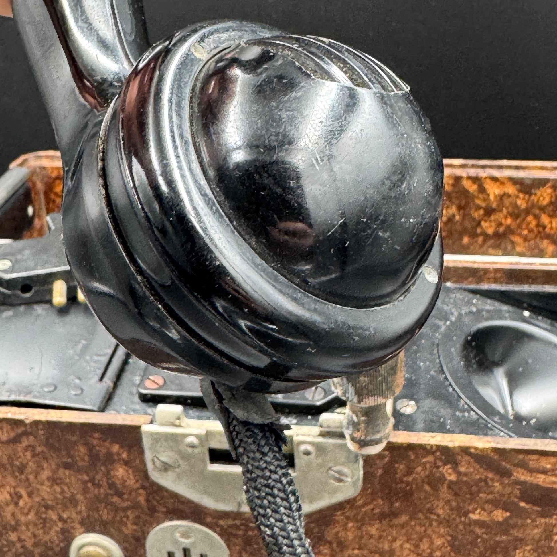 WW2 original artifact – German Field Telephone (FF33) by DTW – interior page