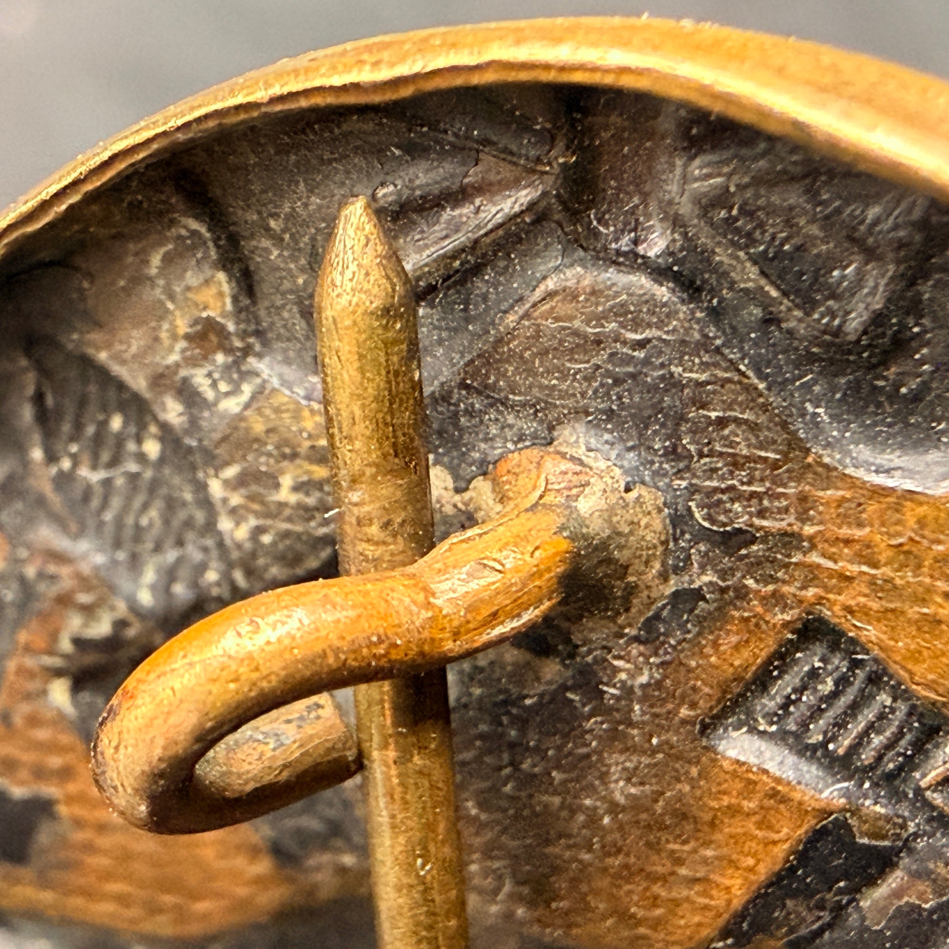 WW2 original artifact – Verwundeten Abzeichen (VWA) Schwarz – interior page