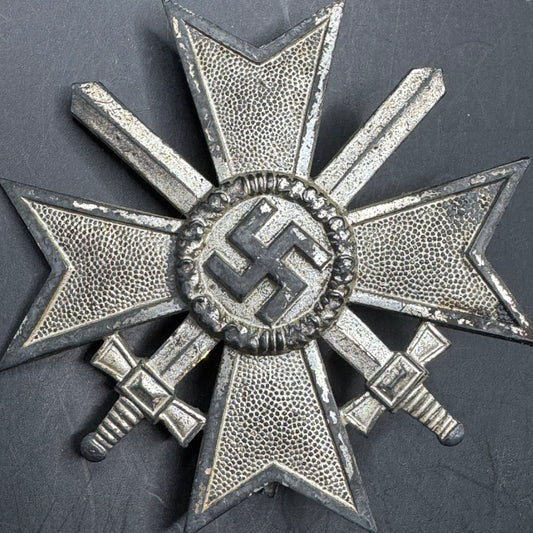 WW2 original artifact – Kriegsverdienstkreuz 1st class with swords maker marked – interior detail