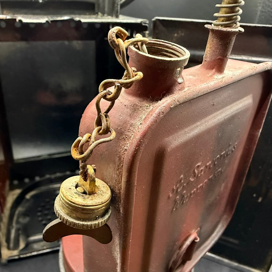 Original fuel container with chain inside WWII German Reichsbahn Einheitslaterne
