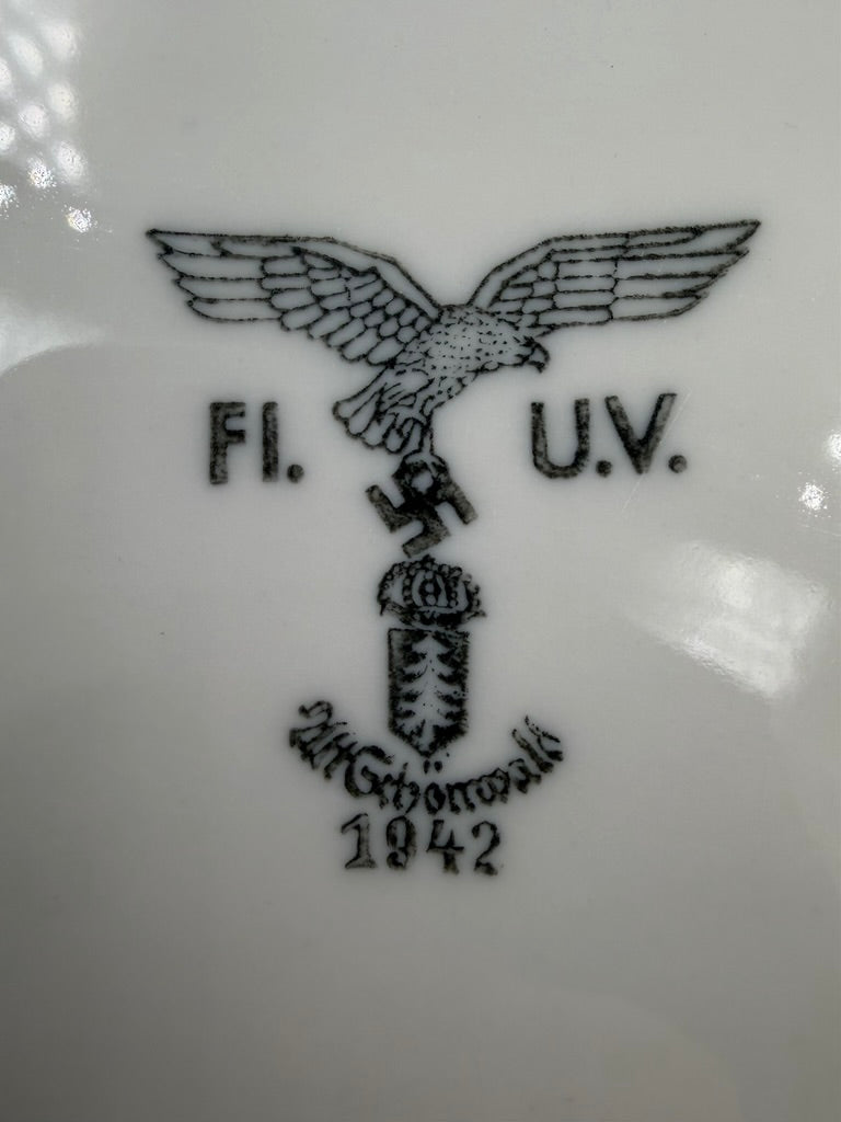 Base marking Luftwaffe Fl.U.V. dated 1942