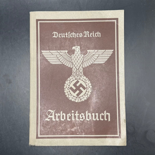 Front cover German Arbeitsbuch named Johanna Hein