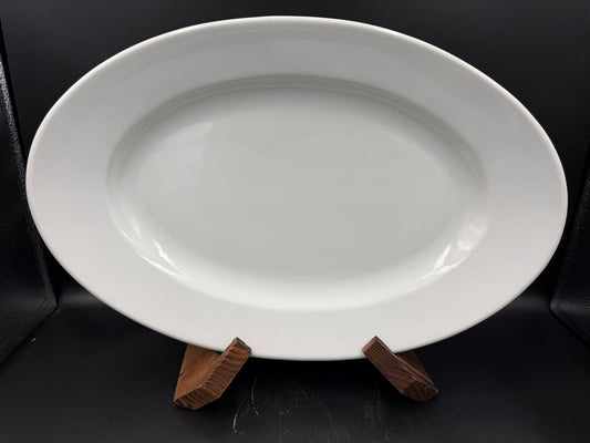 Large Luftwaffe porcelain serving platter Fl.U.V. 1942 front view