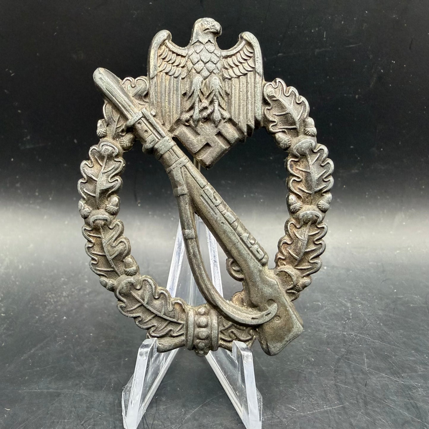 Front view of original WWII German Infantry Assault Badge hollow variant