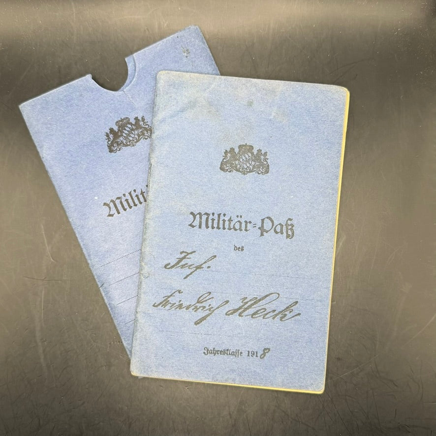 German Militär-Paß cover named to Friedrich Heck year class 1918
