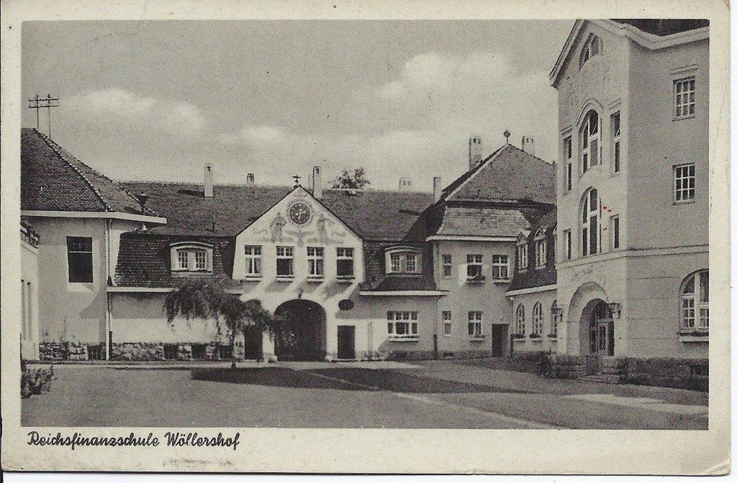 WW2 original artifact – Reichsfinanzschule Wöllershof Milk Jug & Saucer (Bauscher Weiden, “Modell des Amtes Schönheit der Arbeit”) – interior page
