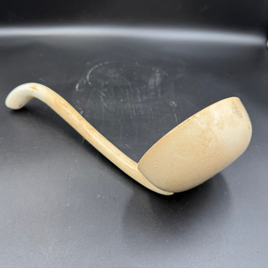 WW2 original artifact – WW2 German Porcelain Soup Ladle – 28 cm – Classic Mess & Field Kitchen Type – interior detail