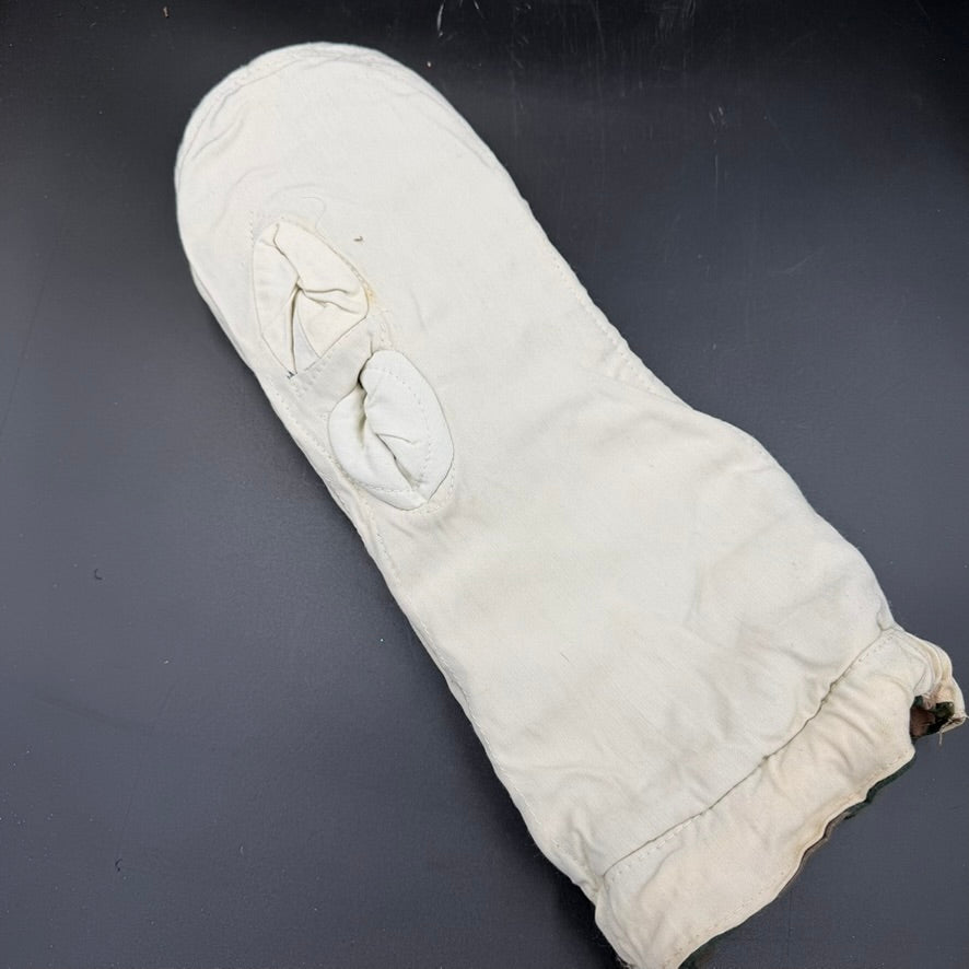 Interior view showing original quilted white cotton lining