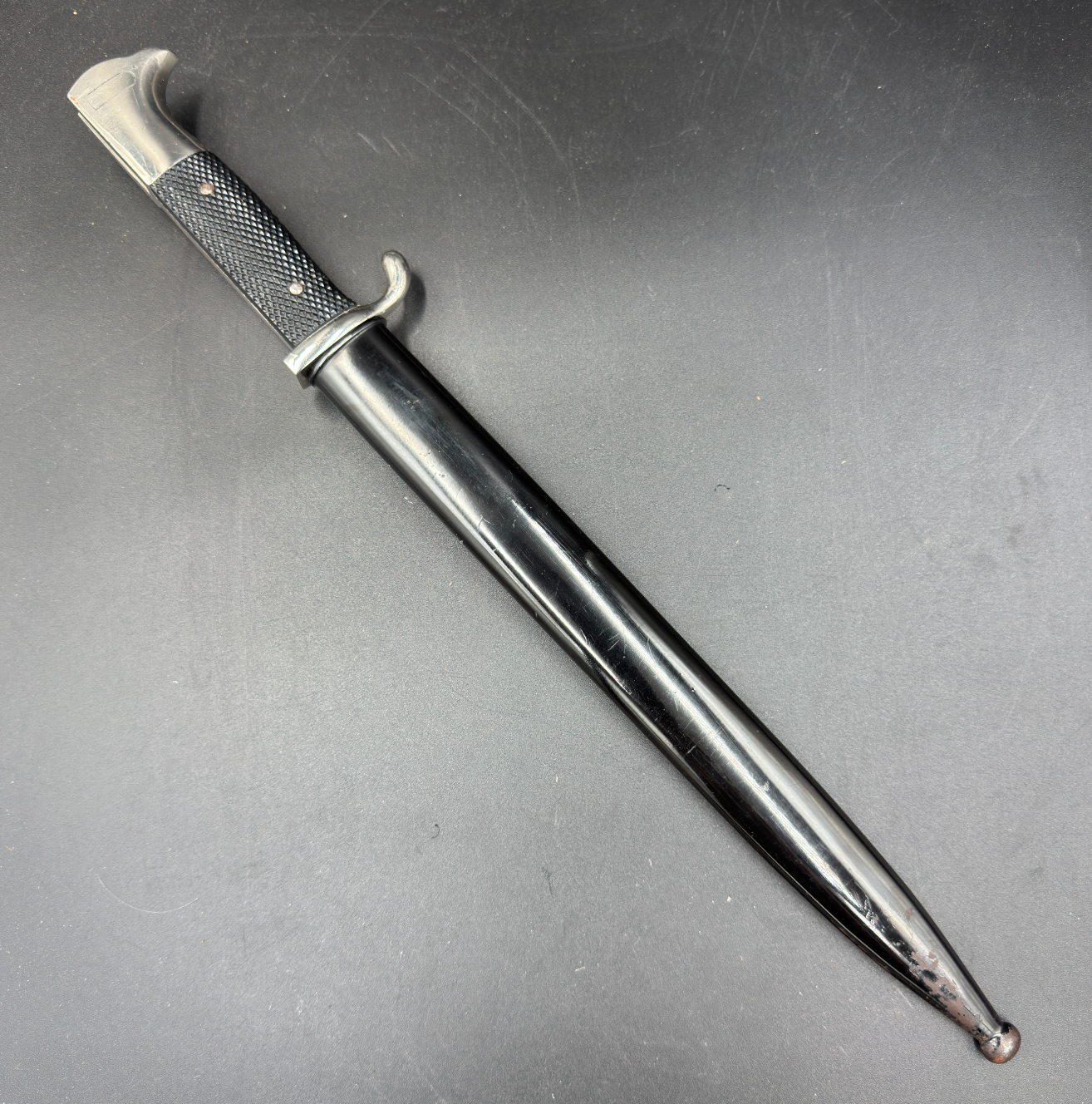 WW2 original artifact – German K98 Dress Bayonet by Hörster – interior title page