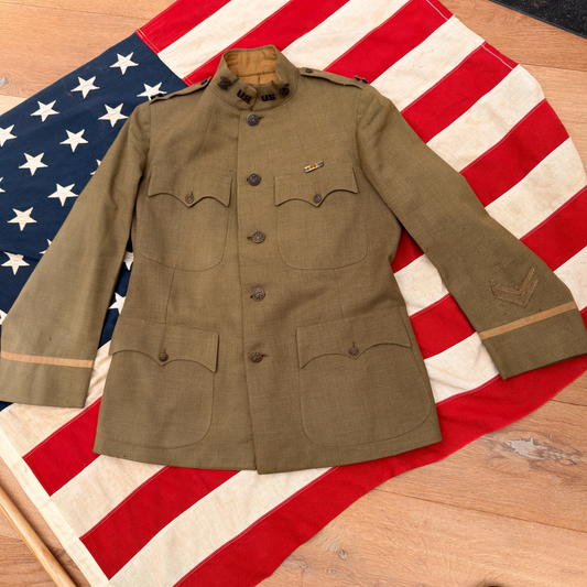 WW2 original artifact – WWI U.S. Army Ordnance Officer Tunic – 1st Lt., 4 Campaign Stars, Overseas – AxisArtifacts