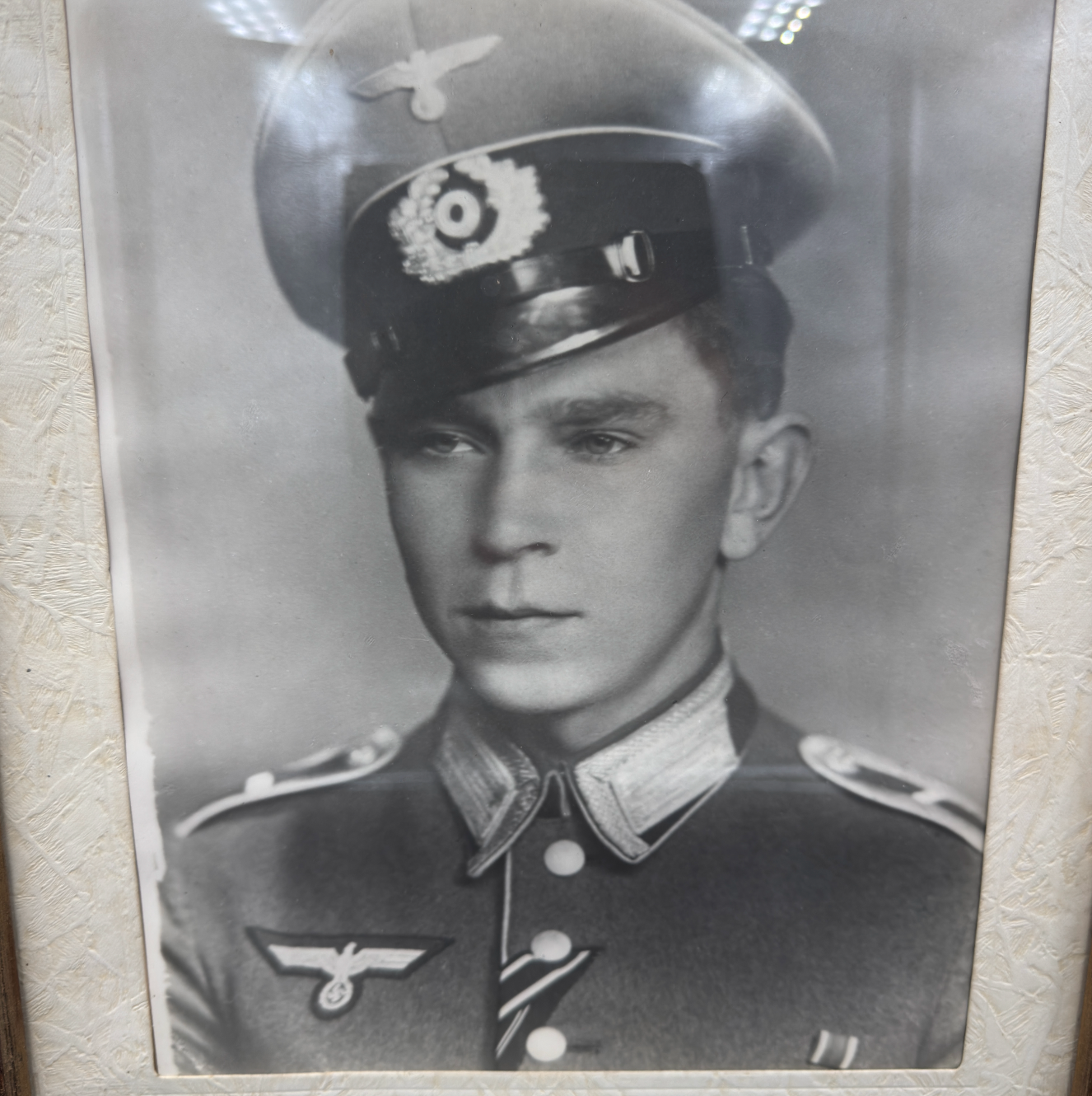 WW2 original artifact – Wehrmacht Non-Commissioned Officer Photograph in Elegant Wooden Frame – interior detail
