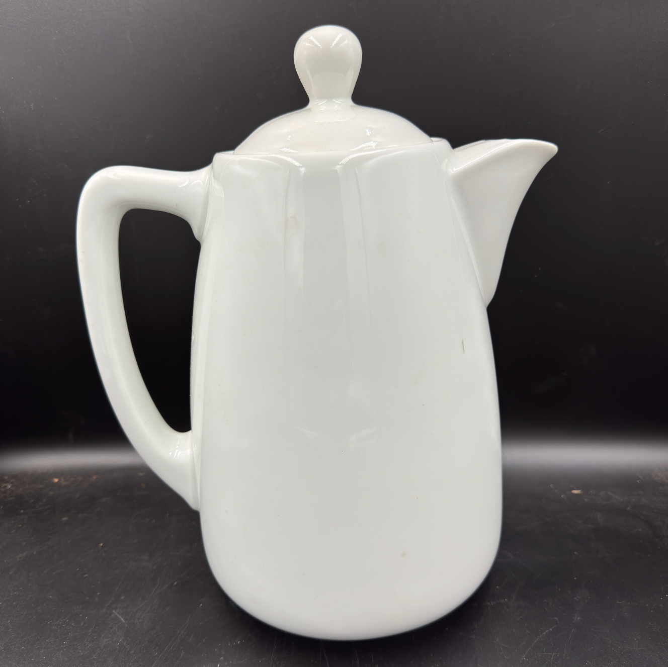 WW2 original artifact – Porcelain coffee pot FLUV Bavaria 1942 – interior detail