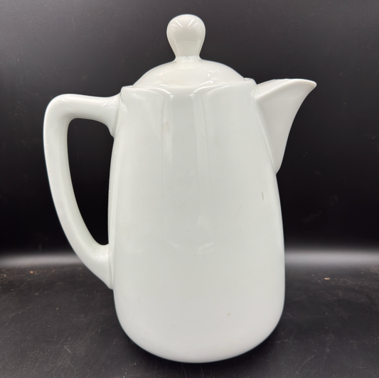 WW2 original artifact – Porcelain coffee pot FLUV Bavaria 1942 – interior detail